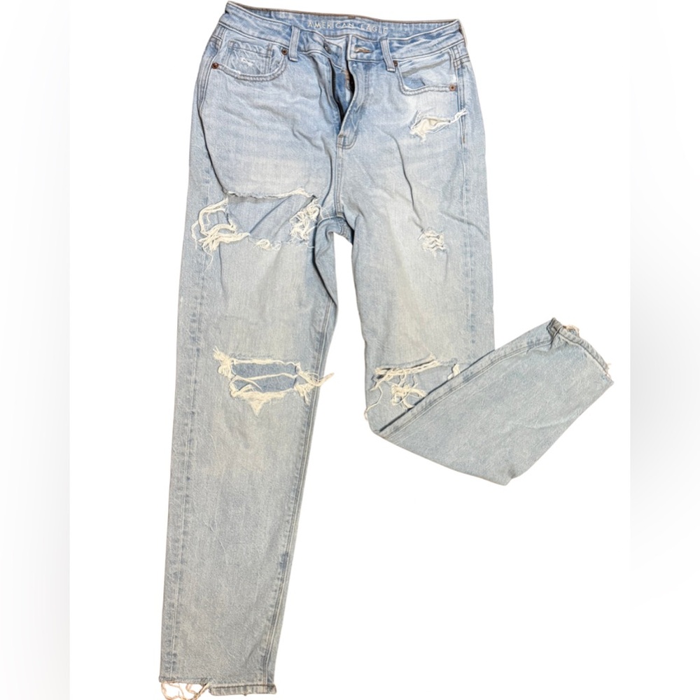 American Eagle Mom Jeans Size 2 Distressed Light Wash Western